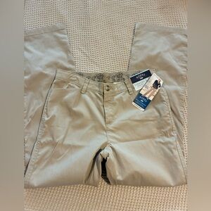 NWT Riders by Lee Woken’s Comfort Waist Khaki Chino Pants, Size 8P